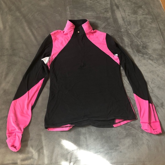 Lululemon pull over half zip shirt - Picture 2 of 4